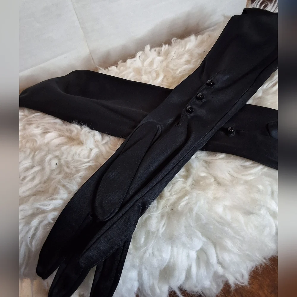 Vintage Black Opera Length Button Closure Gloves S/ 0